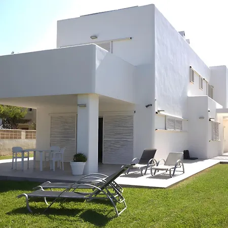 The Is Your Garden * Denia